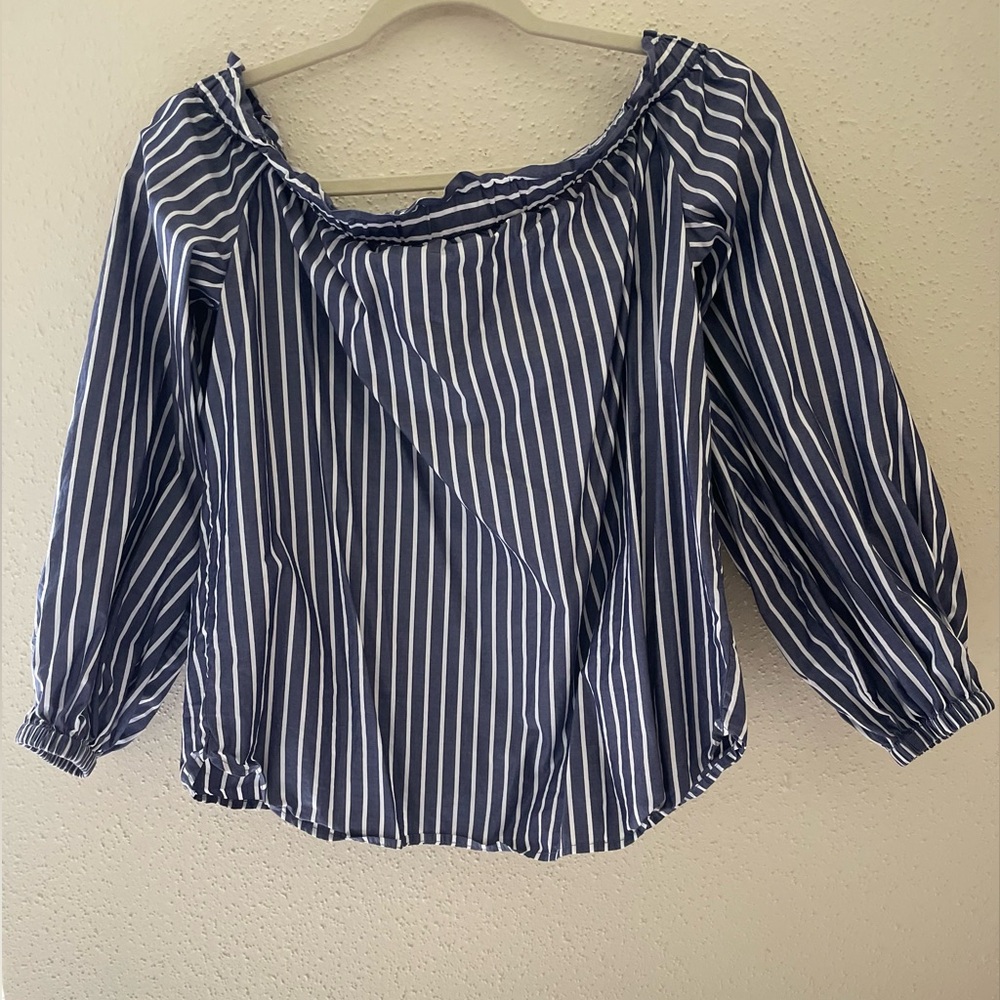 J Crew Women’s Size 6 Blue and White Striped Off The Shoulder Long Sleeve Top - Picture 4 of 16